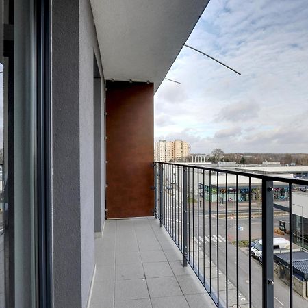 Star Cozy Apartment In A Modern Neighborhood Bratislava Exterior photo